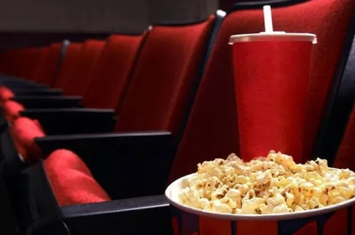 Кінотеатр Multiplex, що у РЦ «Промінь», пригощає повітряною картоплею та тішить прем'єрами*
