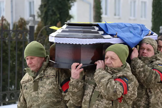 Луцьк попрощався з загиблим на Курщині Віктором Смоляром