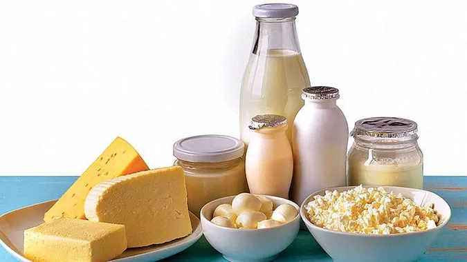 Назвали найшкідливіший молочний продукт, який є в кожному холодильнику