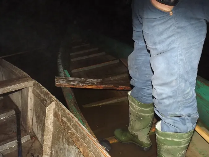 У заказнику на Волині сітками «тягали» рибу (фото)