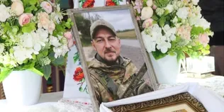 Прапор вручили синові: на Волині попрощалися із Героєм Сергієм Кацавальським (фото)