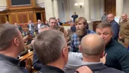 Нардеп з Волині облаяв прихильників УПЦ «МП» в Раді (відео)