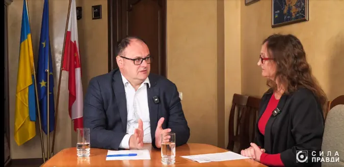 Бізнес закордоном: скільки фірм відкрили українці у Польщі за два роки війни
