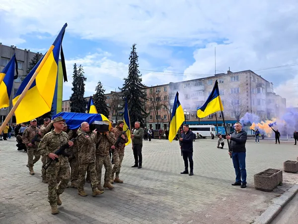 На Волині попрощалися із Захисником Максимом Сущуком (фото)