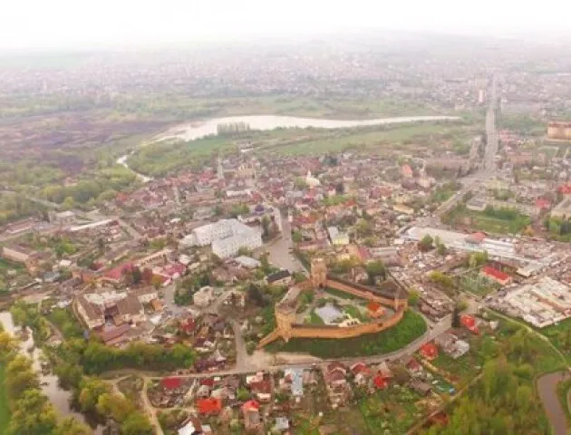 Вересневе без води: що коїться на Мамсурова в Луцьку