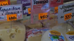 Такого ви ще не бачили: різдвяні ціни на ринку в Луцьку (відео)