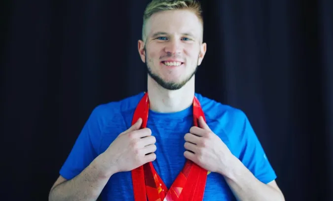 Волинський паралімпієць Дмитро Суярко став заслуженим майстром спорту