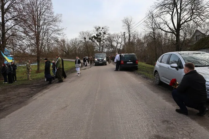 На Волині в останню дорогу провели захисника Георгія Гайдая (фото)