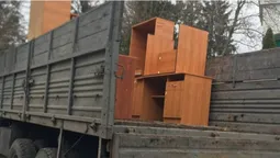 З Луцької дитячої залізниці вивозять меблі та обладнання (фото)