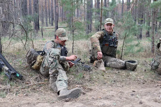 Наші котики: як перепочивають волинські воїни між бойовими завданнями (фото)