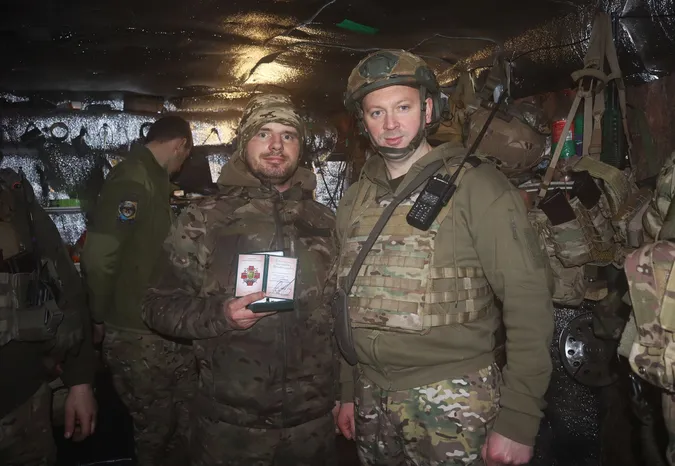 Другий рік у Серебрянському лісі: комбриг нагородив бійців Камінь-Каширського батальйону 100-ї ОМБр