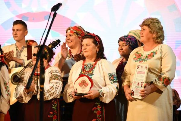 У Луцьку відзначили переможців пісенного конкурсу «З родинного джерела – 2021»