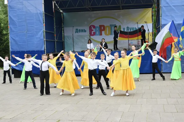 Як лучани відсвяткували День Європи (фото)