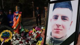 Серце зупинилося у 24: на Волині попрощалися з молодим солдатом Богданом Дідиком (фото)