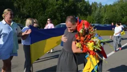 Повернення героя: громада на Волині зустріла звільненого з полону Сергія Тимошука (фото)