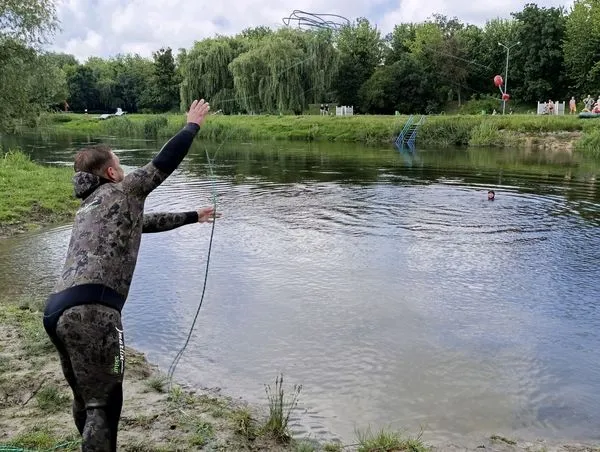 Волинські водолази спускалися під воду на глибину понад 5 метрів (фото)