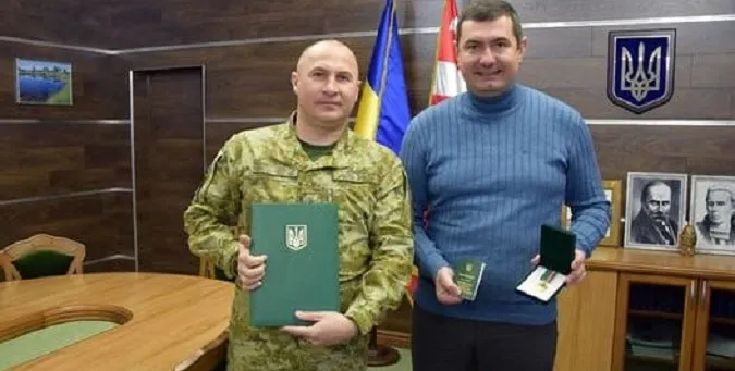 Голові Волинської облради дали медаль за охорону кордону (фото)