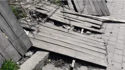Муніципали змусили забудовника прибрати сміття у Старому місті (фото)