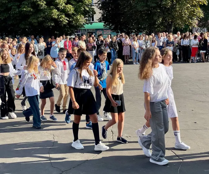 Як пройшов перший дзвоник в Нововолинську (фото)