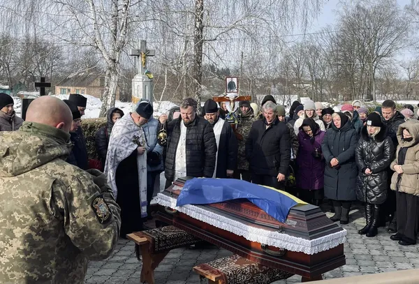 Загинув на Запоріжжі: волиняни прощались із захисником Миколою Федоруком (фото)