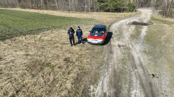 На Волині рятувальники грозяться штрафувати за спалення сухої трави