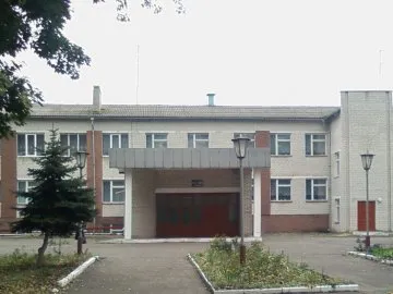 Через зіпсовану репутацію: на Волині підприємець судитиметься з директоркою школи