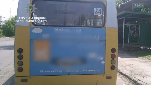 Телефонні розмови і переповнені маршрутки: чим «грішать» волинські перевізники (фото)