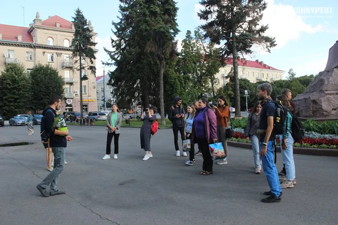 Екскурсія у Луцьку завершилася вечіркою на даху