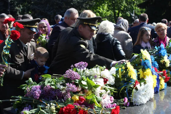 Ніколи знову: у Луцьку вшанували пам'ять жертв Другої світової війни (фото)