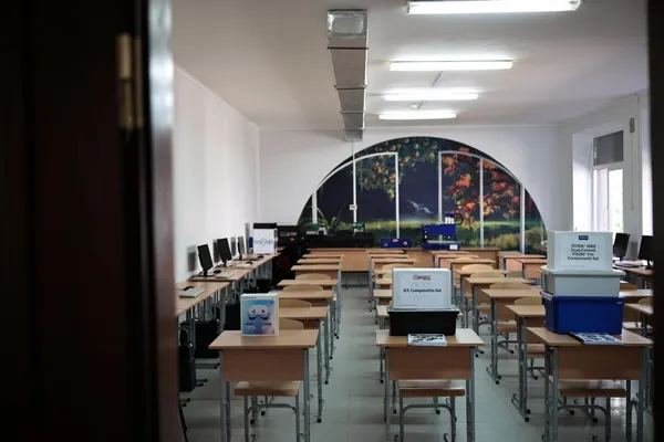 «Освіта – це довгострокова інвестиція в розвиток регіону»: у Волинському науковому ліцеї побували представники ОДА (фото)