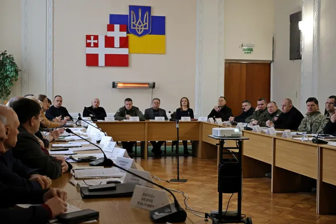 Рудницький провів «оперативку» у Волинській ОВА: про що говорили (фото)
