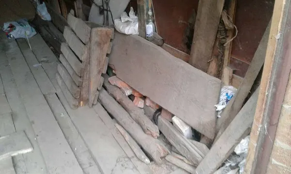 Муніципали показали, що лучани зберігають у незаконних гаражах (фото)