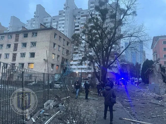 Ворог вдарив по Києву – є пошкодження у трьох районах
