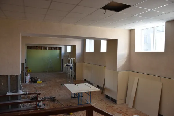 Луцьку вечірню школу відремонтують за майже півтора мільйона гривень (фото)