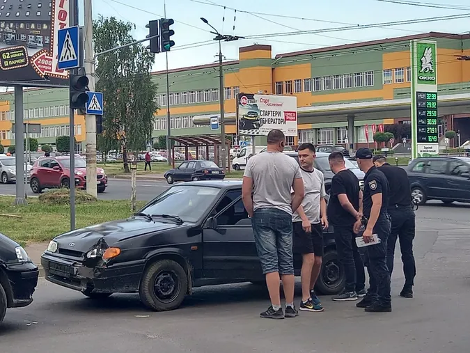 У Луцьку патрульні наздоганяли п'яного водія (фото)