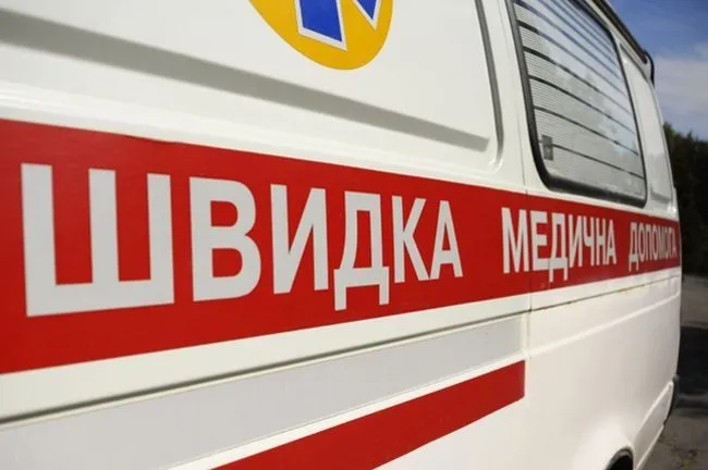 У Черкасах на лінійці учні масово почали втрачати свідомість