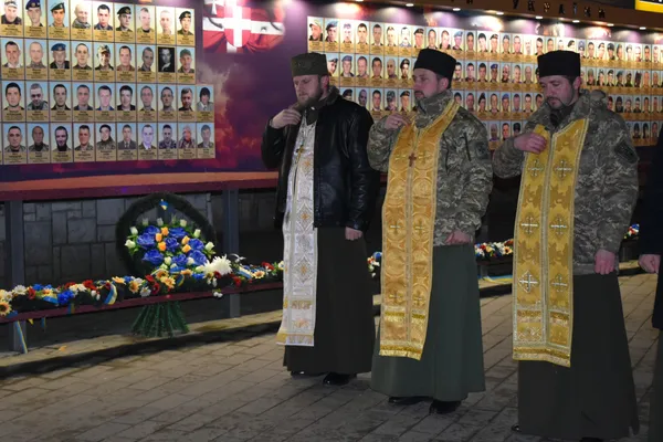 У Луцьку вшанували пам’ять полеглих бійців (фото)