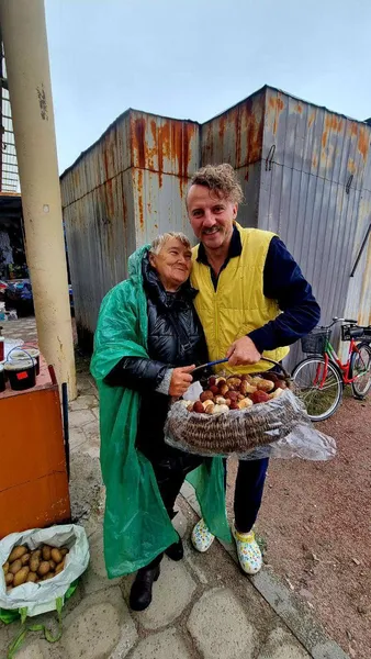 Чорний борщ і пончики-легенда: Клопотенка зачарувала волинська кухня (фото)