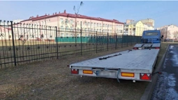 У Луцьку водіїв, які нищать газони, покарали муніципали (фото)
