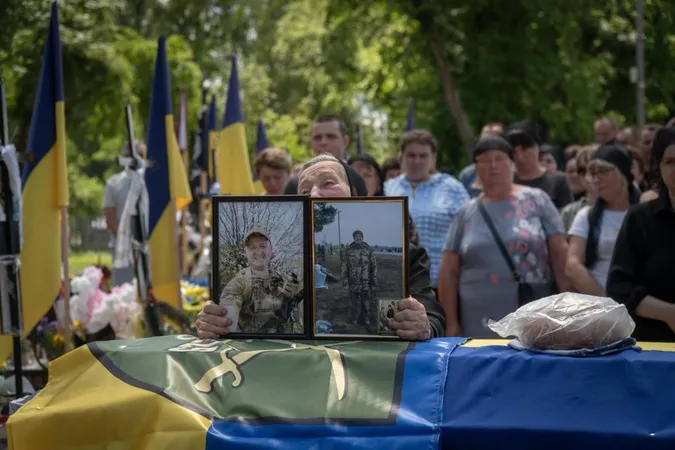 Жив у Рожищі, поховали на Житомирщині: в останню путь провели воїна Віталія Чижевського (фото)
