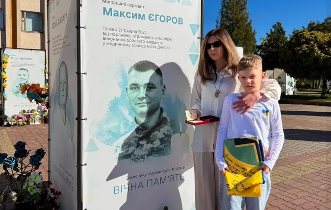 На Волині родинам загиблих Героїв вручили їхні посмертні нагороди (фото)
