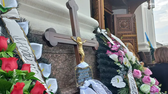 Йому було 25: у Луцьку попрощалися із загиблим воїном Максимом Мартиновим (фото, відео)