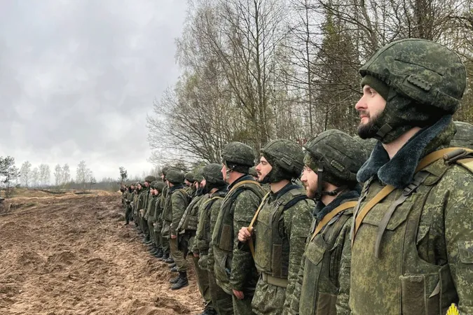 Раптова перевірка військ у Білорусі: чи є загроза для України