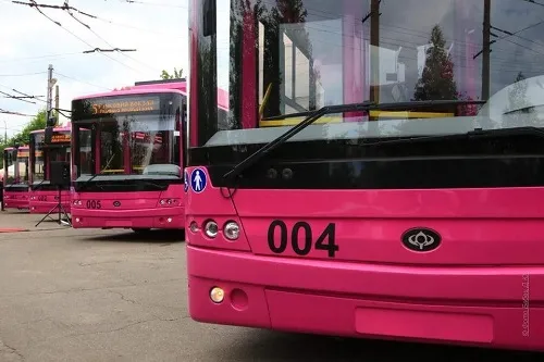 Луцькі тролейбуси виїхали на вулиці Кременчука (фото)