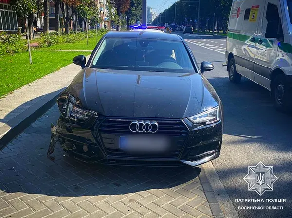 У Луцьку військові наздогнали  п'яного водія, який тікав з місця ДТП  (фото)