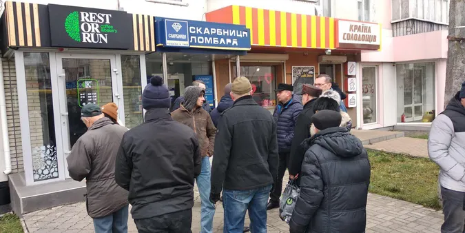Через російську мову з Луцька «виганяють» щойно відкриту кав’ярню (фото)