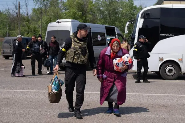 Село на Донеччині окупанти замінували підступними боєприпасами (фото)