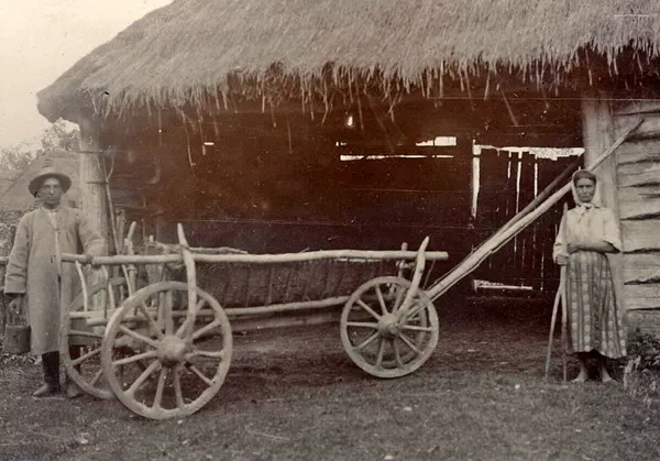 Матір та син, містечко Любешів (зараз Волинська обл.), 1912 р.