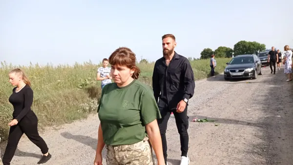 На Волині попрощалися з військовим (фото, відео)