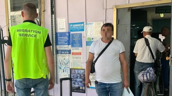 Нелегального білоруса з Волині вигнали в Молдову (фото)